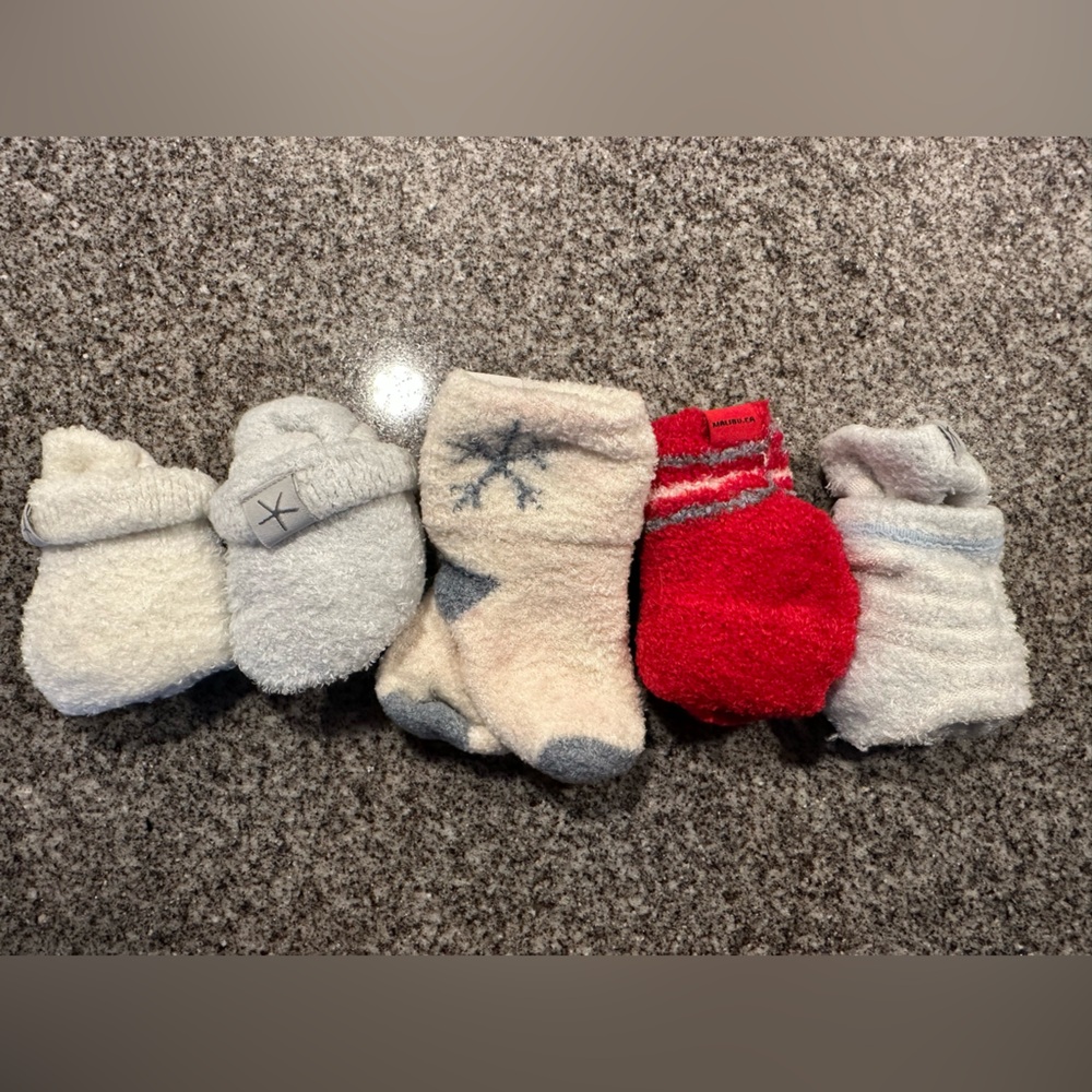 Barefoot Dreams Baby Socks Set - White, Baby Blue, Cream, and Red